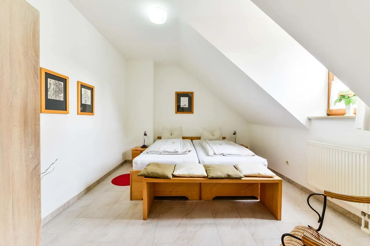 Gastehaus Am Turm Hotel Markt Schwaben Guest house